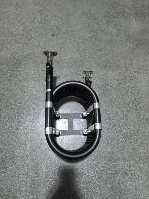 Isıtma Kapasitesi 6 ila 300 Kw Koaksiyel Isı Değiştiricisi İş Sıcaklığı Aralıkını Destekleyen Eksi 50 ila 150 derece Selsüs