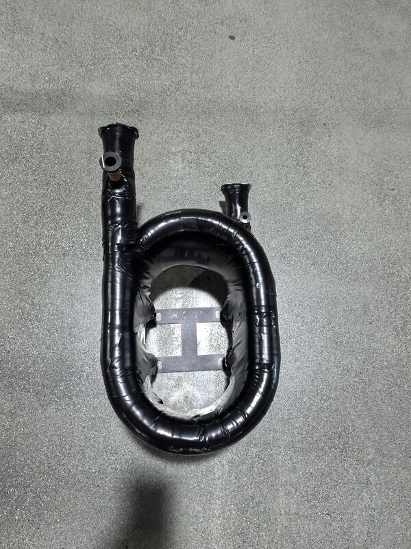 En yüksek çalışma basıncı su 8 bar ısı transferi çözümü için tasarlanmış paslanmaz çelik bakır tüp HVAC koaksiyel ısı değiştiricisi