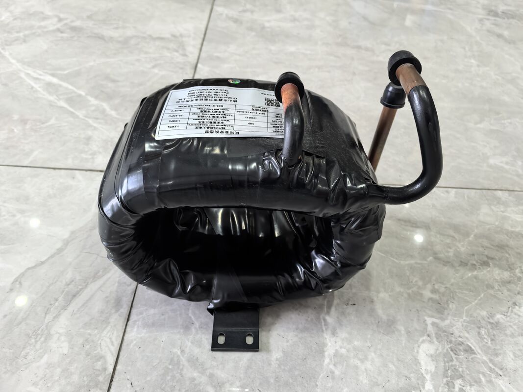 5 ila 300 kg'lık ısı pompası kondansörü, tüp duvarı kalınlığı 1,2 ila 2,0 mm ile ticari sistemlerde termal yönetim için idealdir